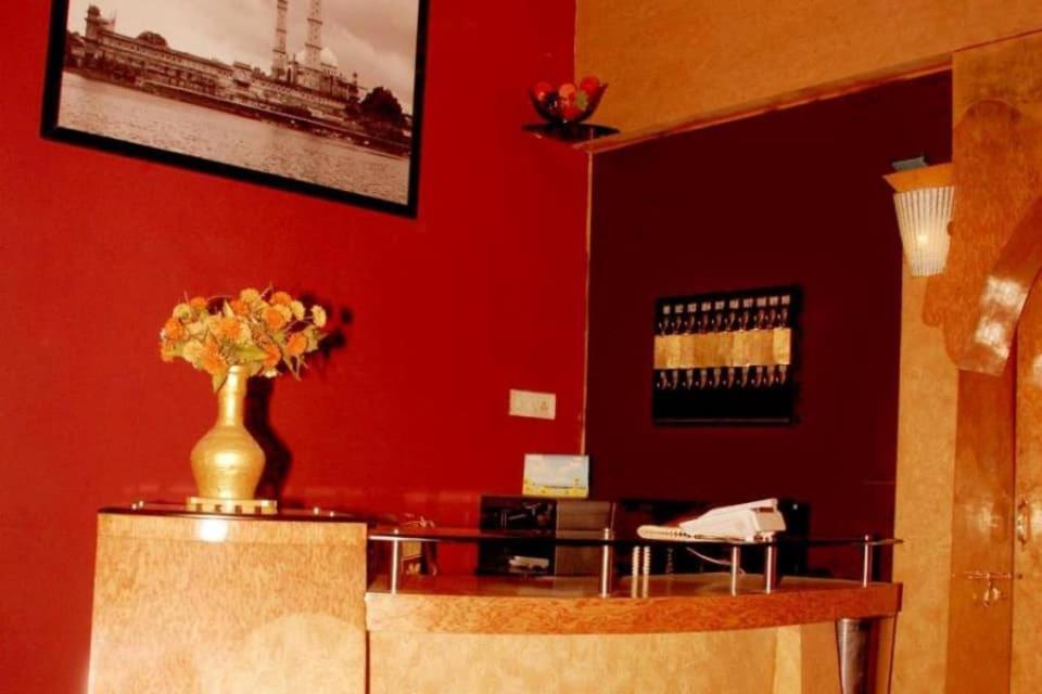 Oyo 27711 Hotel Evergreen Residency Bhopal Zewnętrze zdjęcie